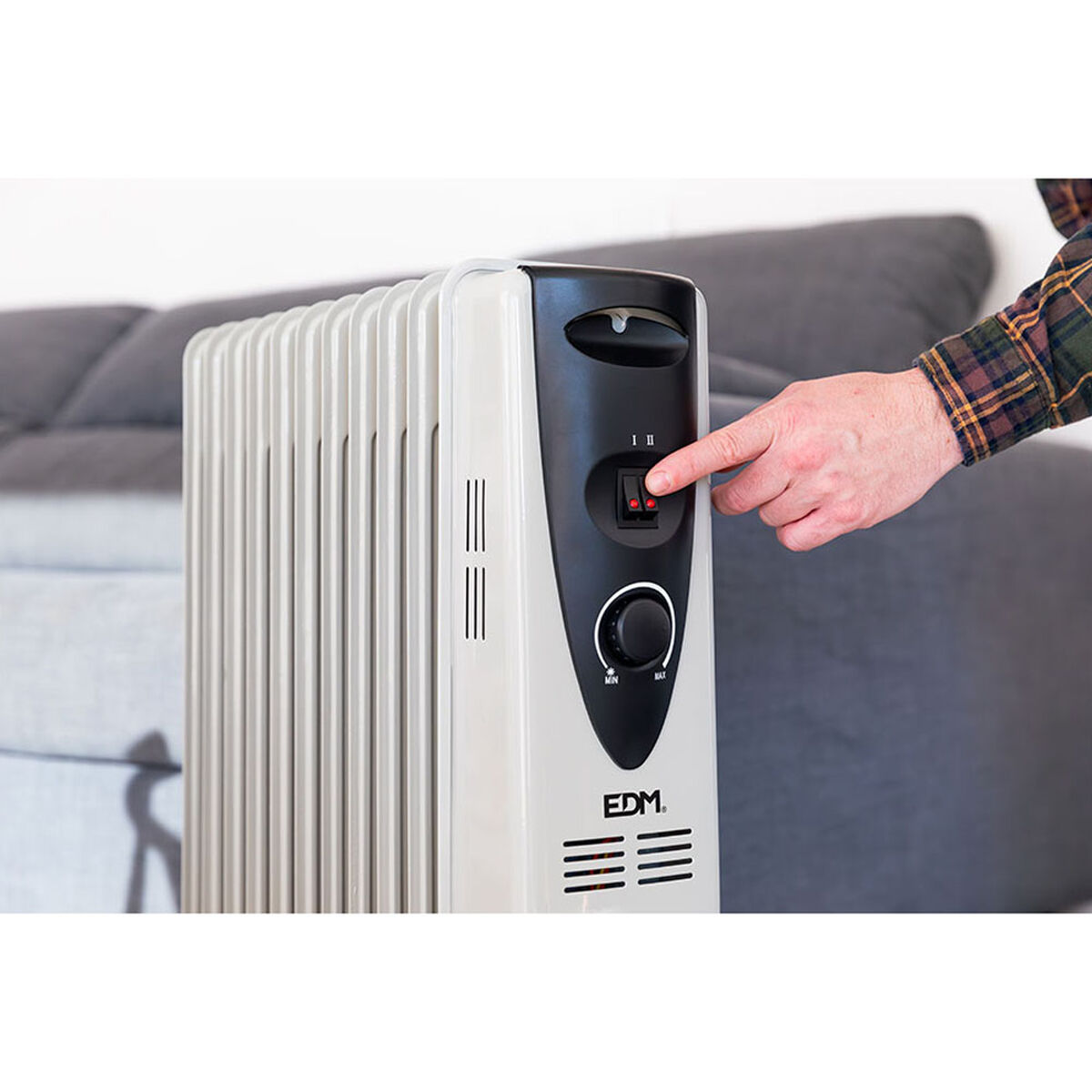 Radiatore a Olio (11 elementi) EDM 07123 07123 Bianco 2500 W